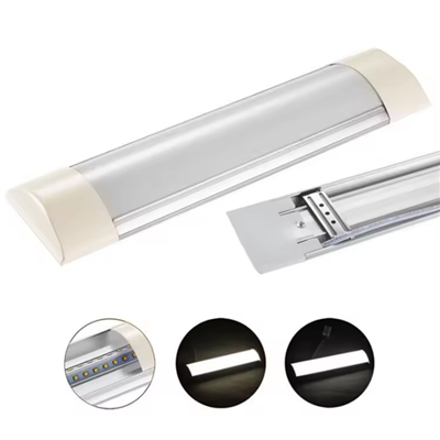 Trīs izturīgas gaismas kustības sensora tvaika necaurlaidīgi ķermeņi