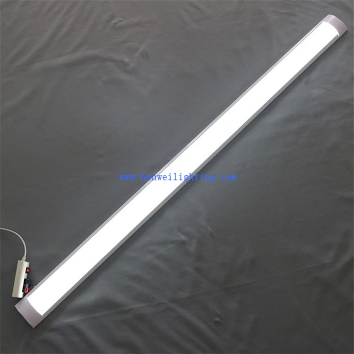 Surface Mounted Linear Light (3)